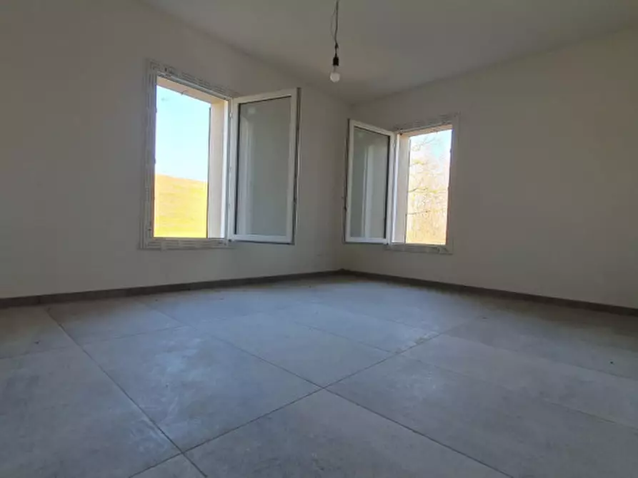 Immagine 12 di Villa in vendita  in VIA CHIAVICA a San Possidonio