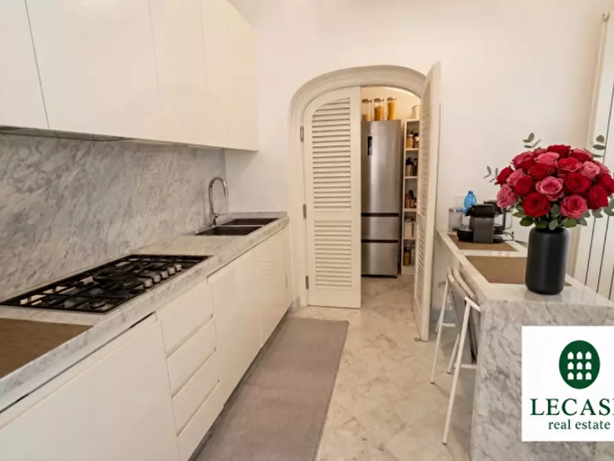 Immagine 4 di Villa in affitto  in via Spinetti a Forte Dei Marmi