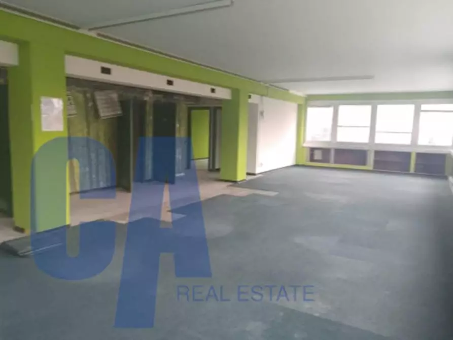 Immagine 11 di Ufficio in affitto  in VIA TONALE a Milano