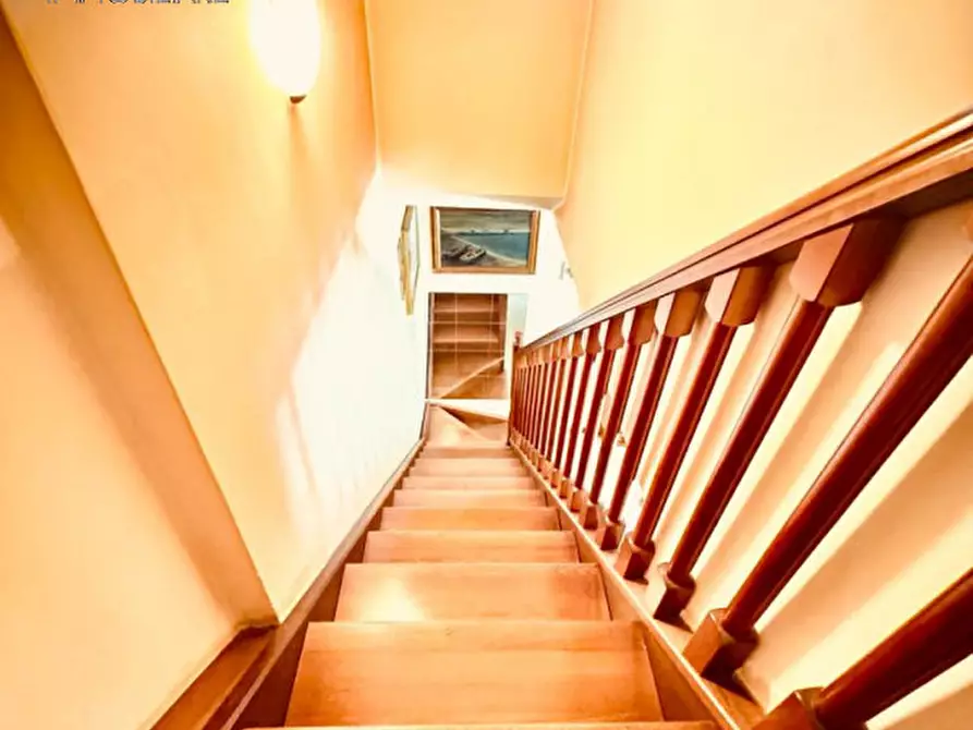 Immagine 43 di Attico in vendita  in viale vittorio veneto 121 a Grottaferrata