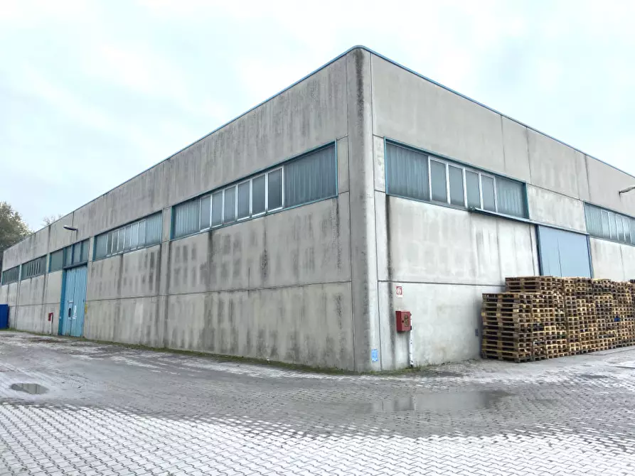 Immagine 1 di Capannone industriale in affitto  in VIA BATTAGLIA 195 a Albignasego