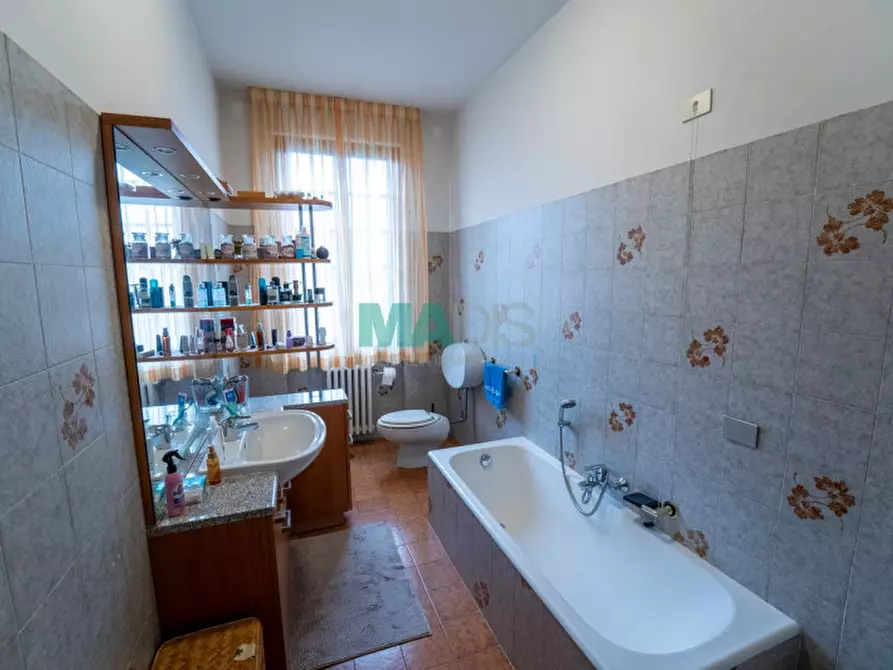 Immagine 9 di Casa bifamiliare in vendita  a Vaiano