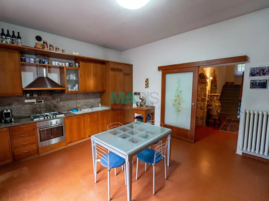 Immagine 11 di Casa bifamiliare in vendita  a Vaiano