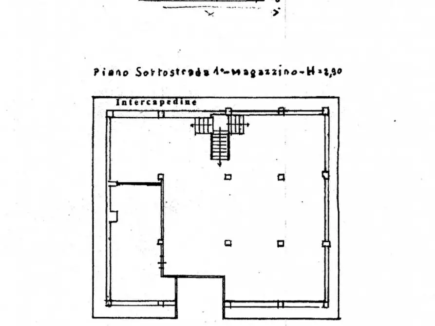 Immagine 20 di Negozio in vendita  in VIA DI AFFOGALASINO a Roma