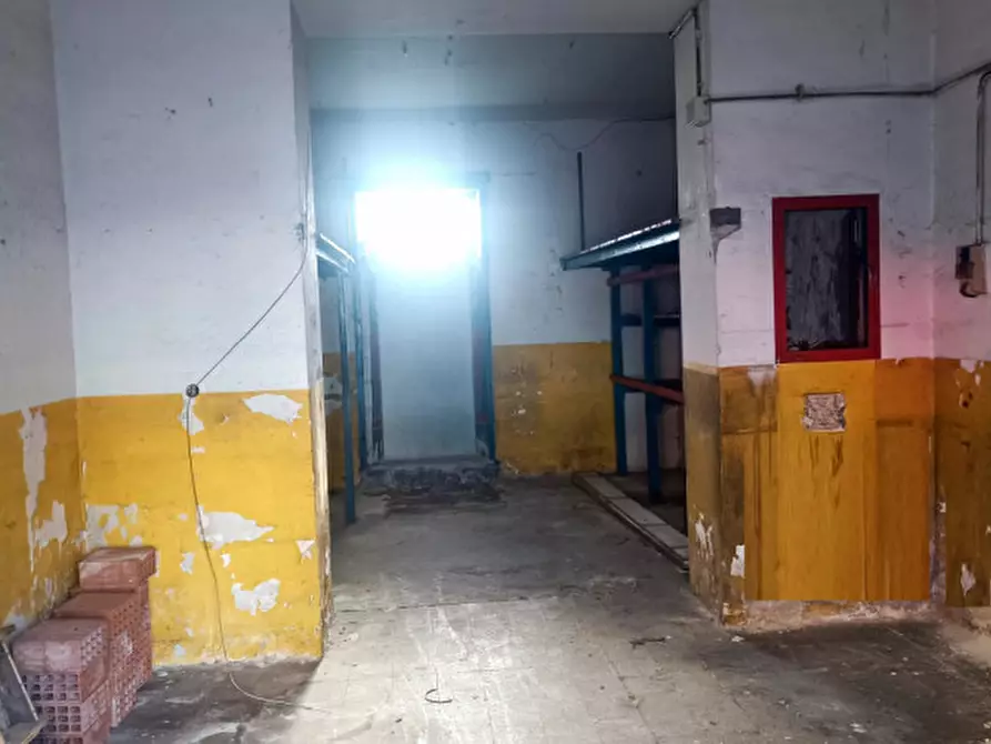 Immagine 3 di Negozio in vendita  in VIA ROMA, 35 a Sora