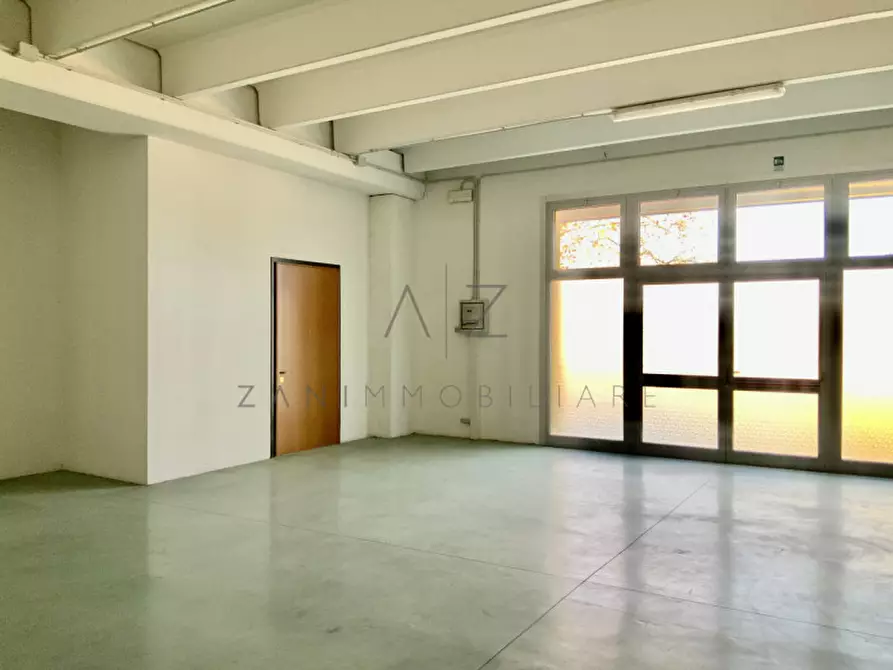 Immagine 20 di Capannone industriale in vendita  in Via Enrico Fermi a Asolo