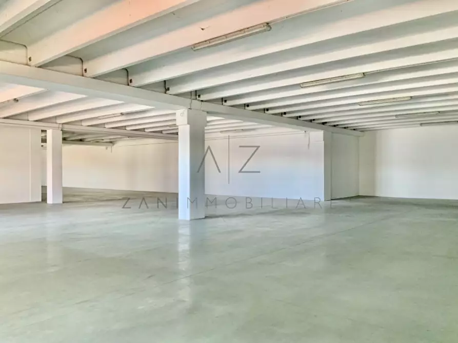 Immagine 25 di Capannone industriale in vendita  in Via Enrico Fermi a Asolo