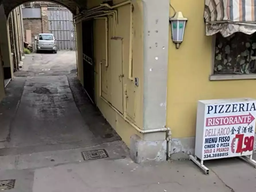 Immagine 1 di Magazzino in vendita  in Via Porta Mercatoria a Carignano