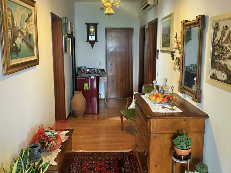 Immagine 4 di Appartamento in vendita  in via San Pio X 34/a a Castelfranco Veneto