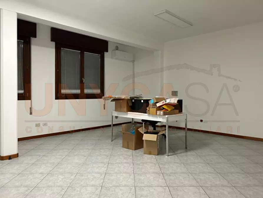 Immagine 8 di Laboratorio in affitto  in Via Sicilia a Rubano