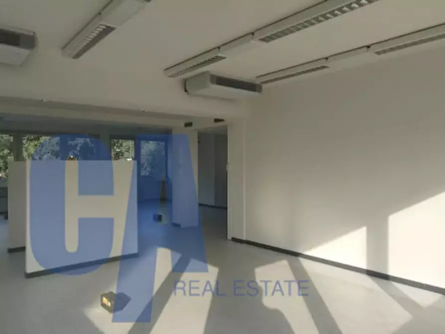 Immagine 22 di Ufficio in affitto  in VIA TONALE a Milano