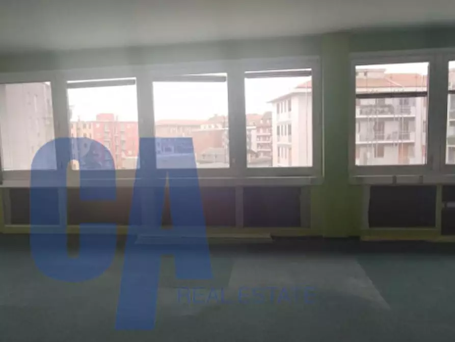 Immagine 18 di Ufficio in affitto  in VIA TONALE a Milano