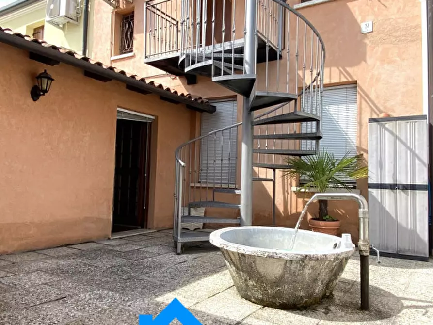 Immagine 37 di Villetta a schiera in vendita  in VIA SANT'ALBERTO a Zero Branco