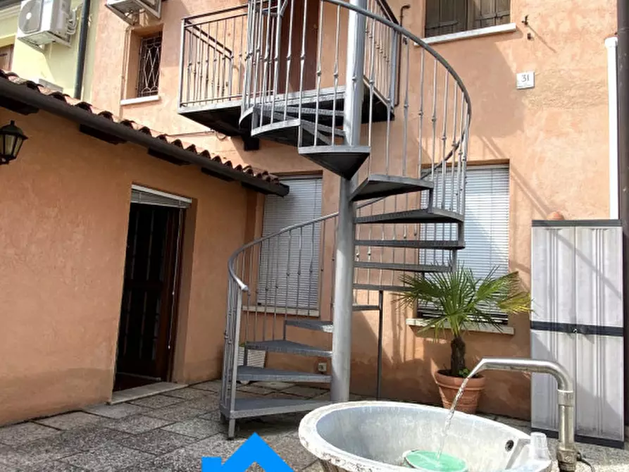 Immagine 38 di Villetta a schiera in vendita  in VIA SANT'ALBERTO a Zero Branco