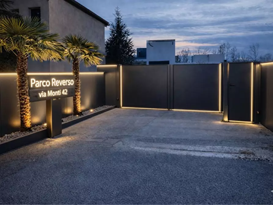 Immagine 2 di Casa bifamiliare in vendita  in VIA FOSCOLO a Selvazzano Dentro