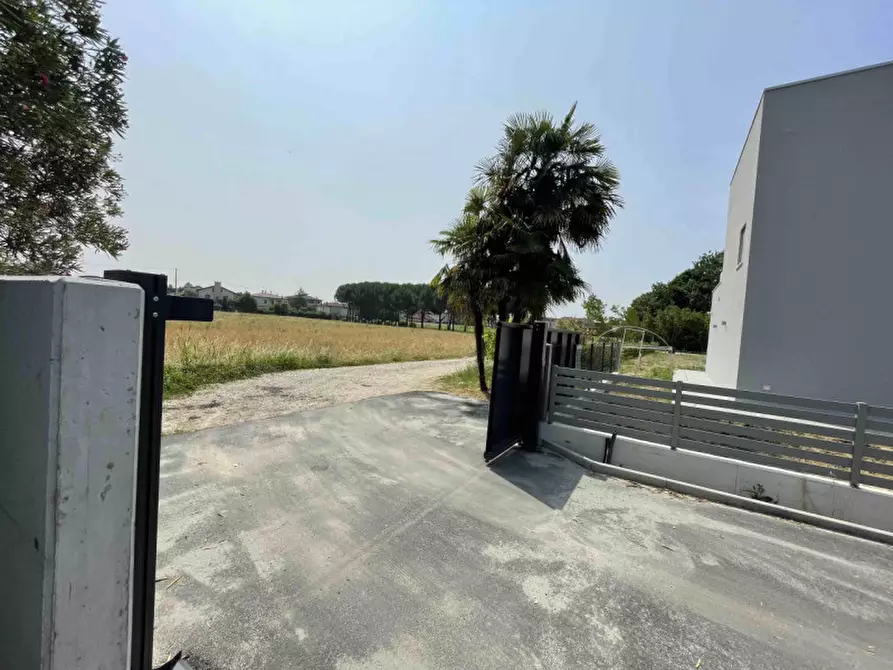 Immagine 10 di Casa bifamiliare in vendita  in VIA FOSCOLO a Selvazzano Dentro