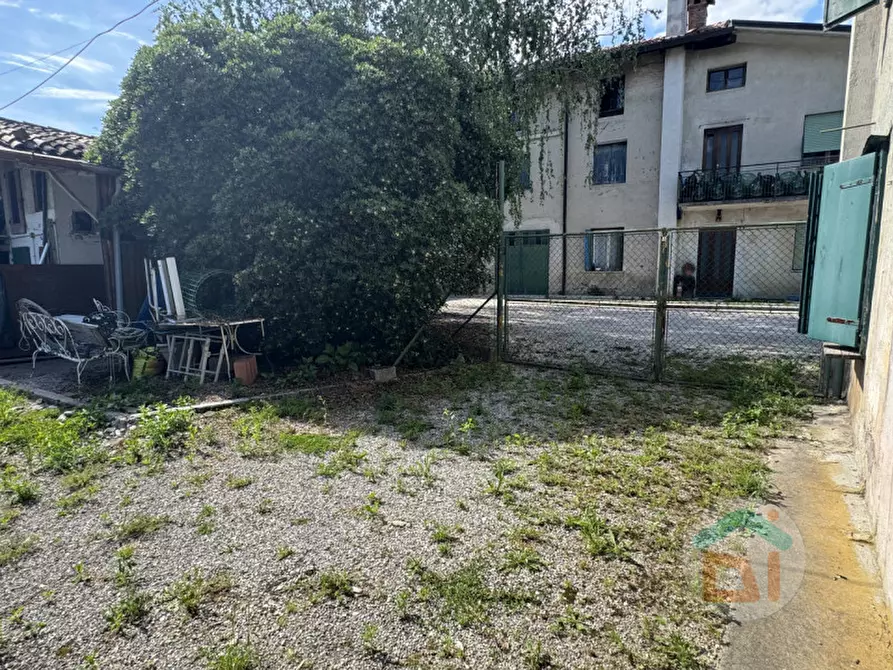 Immagine 14 di Rustico / casale in vendita  in Via Penne Nere a Corno Di Rosazzo