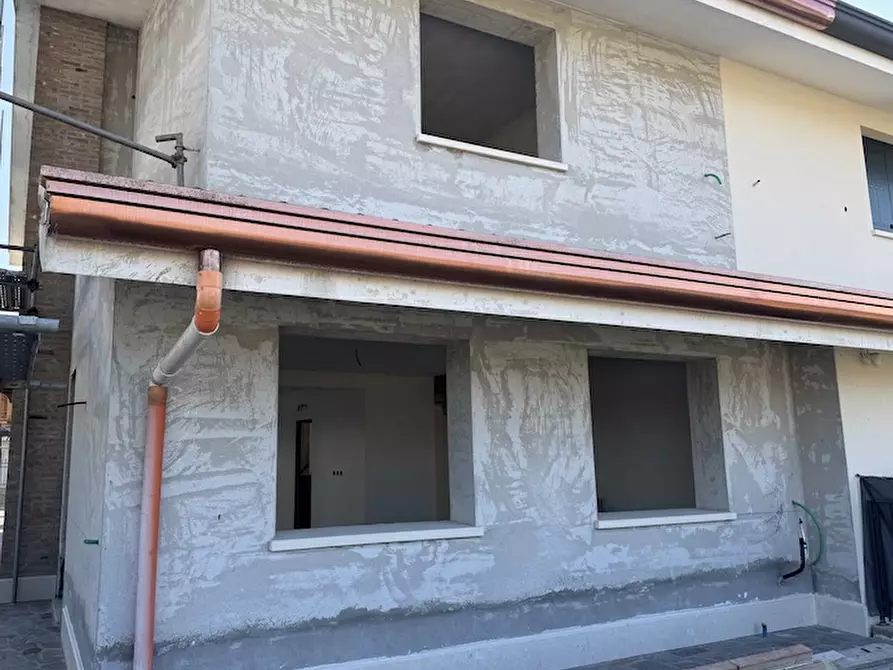 Immagine 5 di Casa bifamiliare in vendita  a Camponogara