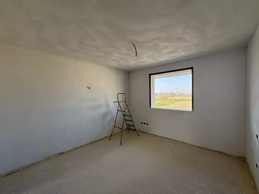 Immagine 10 di Casa bifamiliare in vendita  a Camponogara