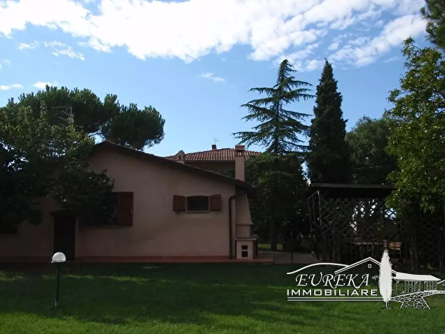 Immagine 21 di Terreno in vendita  a Castiglione Del Lago