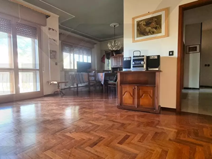 Immagine 1 di Villa in vendita  in via toscanini 27 a Bagnacavallo