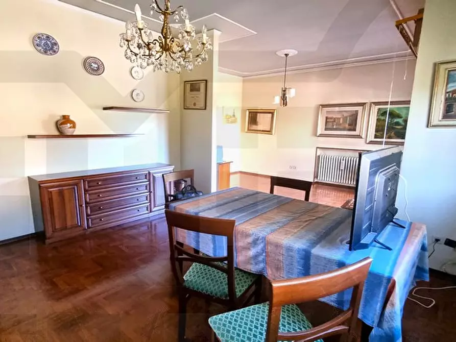 Immagine 8 di Villa in vendita  in via toscanini 27 a Bagnacavallo