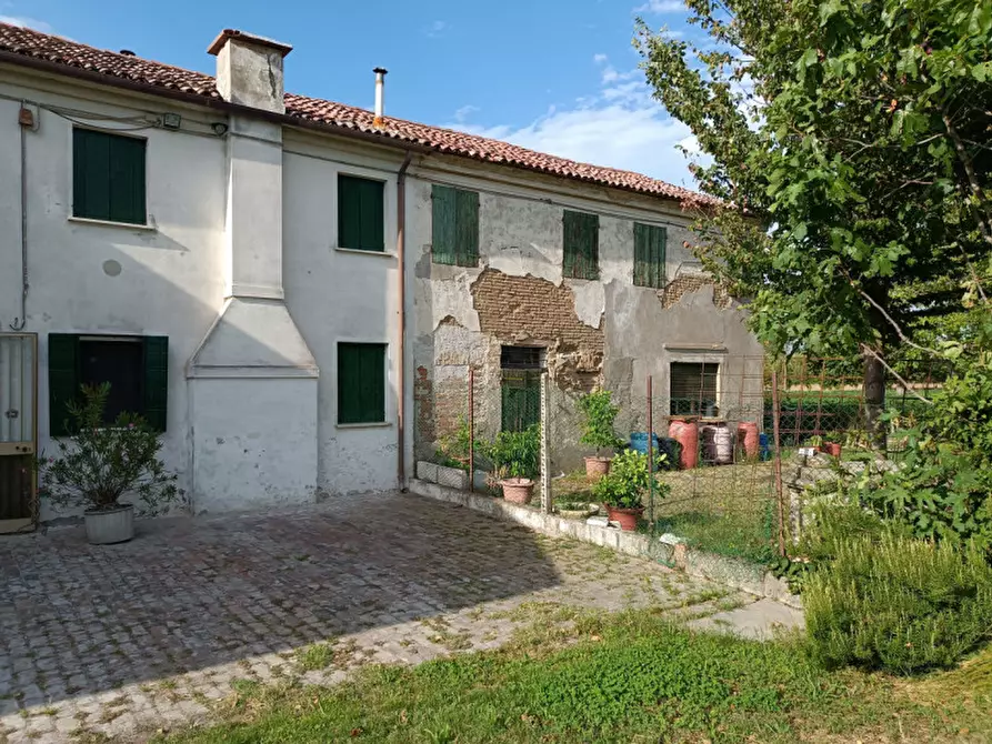 Immagine 1 di Rustico / casale in vendita  a Villa Estense