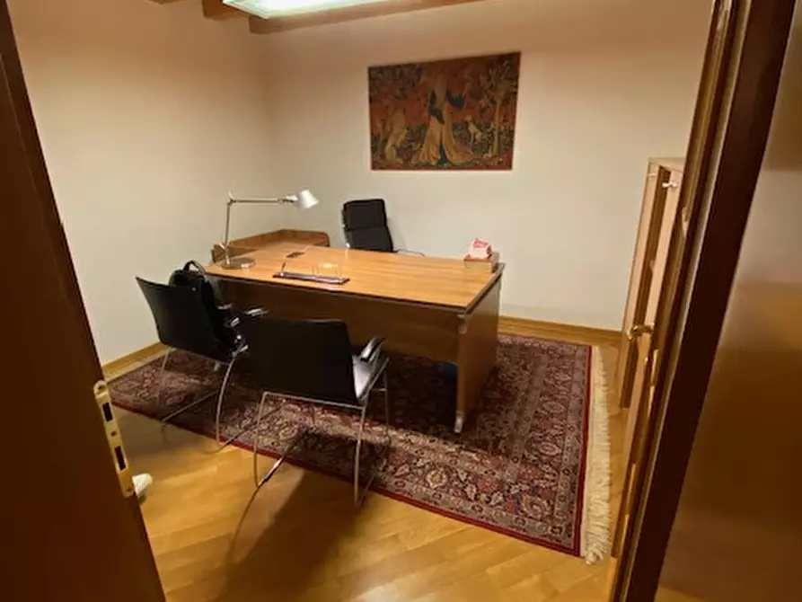 Immagine 5 di Ufficio in vendita  in Via Cavour a Este