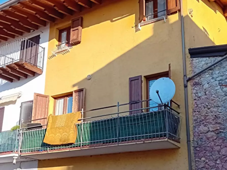 Immagine 1 di Appartamento in vendita  in Via Santa Maria a Manerba Del Garda
