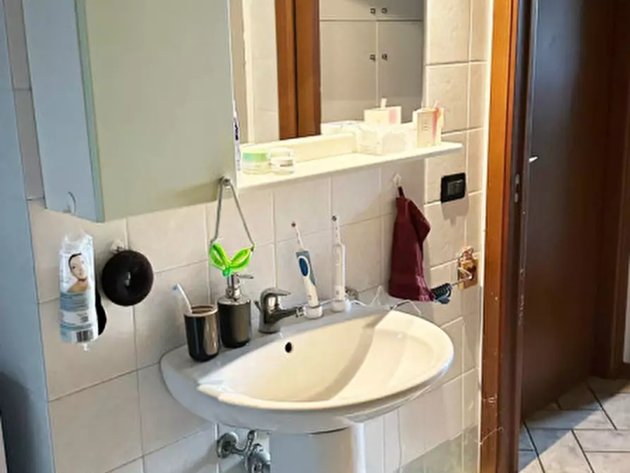 Immagine 16 di Appartamento in vendita  in Via Santa Maria a Manerba Del Garda