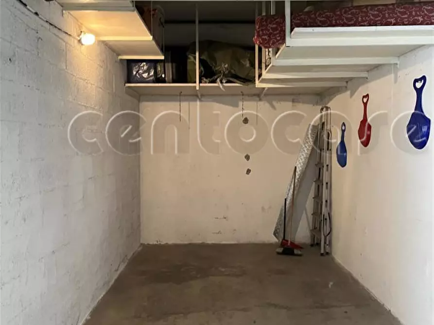 Immagine 1 di Garage in vendita  in VIA RESIA 24 a Bolzano