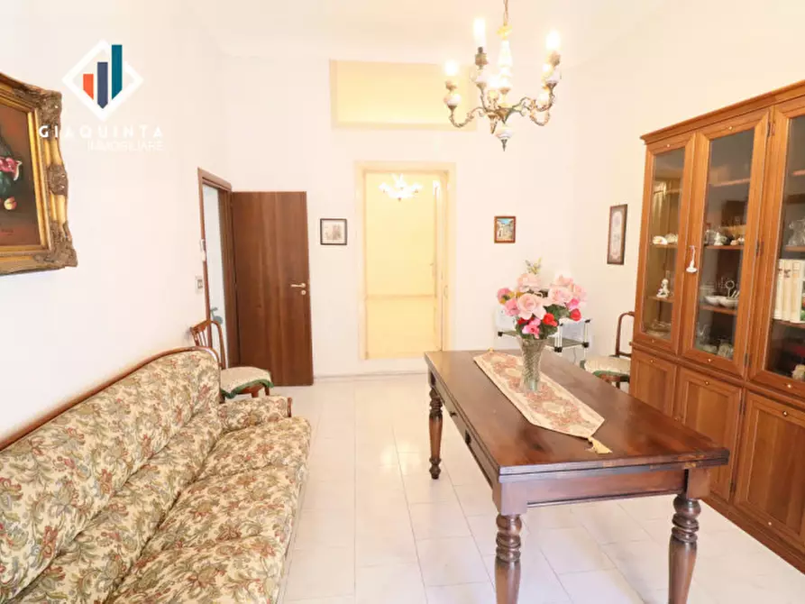 Immagine 3 di Appartamento in vendita  in vicolo San Vito n.03 a Palagonia