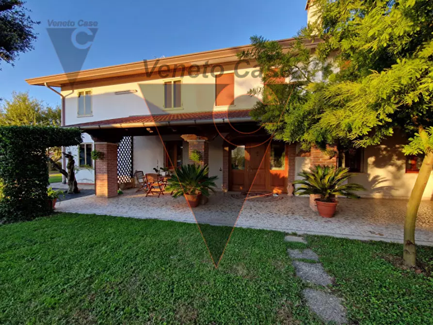 Immagine 3 di Casa indipendente in vendita  in VIA ZUSTO a Vigodarzere