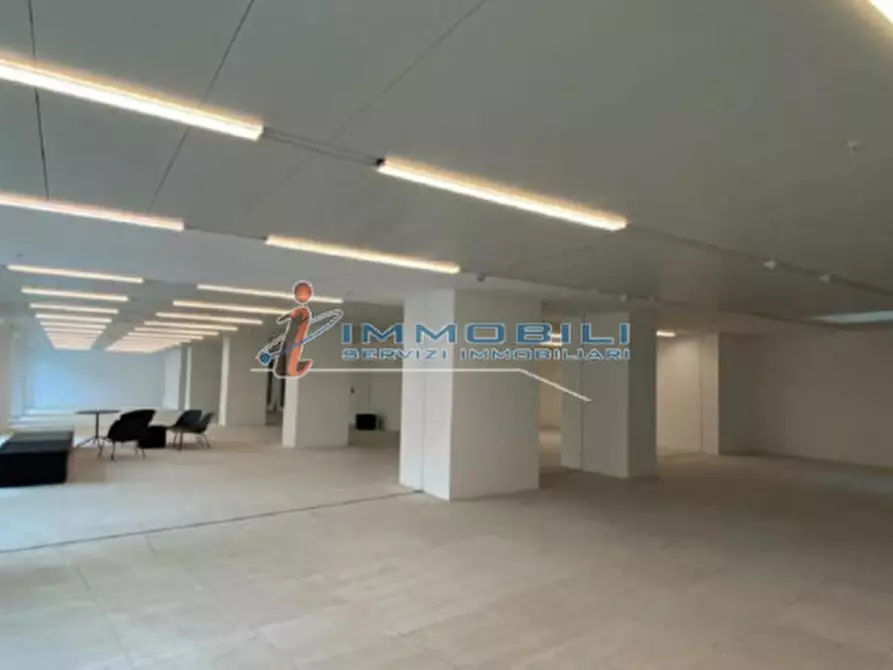 Immagine 21 di Ufficio in affitto  in CORSO VITTORIO EMANUELE II a Milano