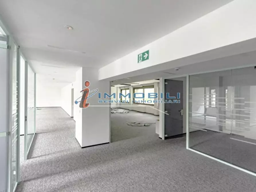 Immagine 5 di Ufficio in affitto  in VIA LOMAZZO PAOLO a Milano