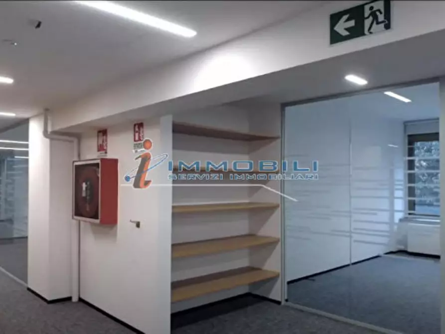 Immagine 10 di Ufficio in affitto  in VIA LOMAZZO PAOLO a Milano