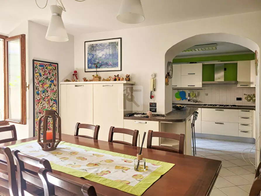 Immagine 5 di Casa indipendente in vendita  in Piazza Vittoria a Arco