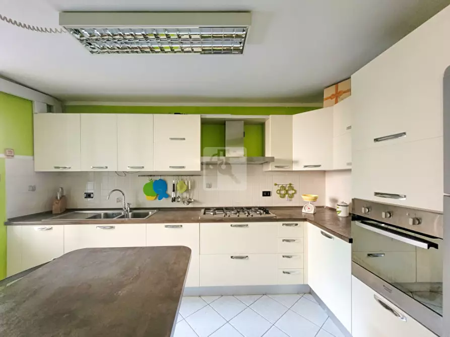 Immagine 8 di Casa indipendente in vendita  in Piazza Vittoria a Arco