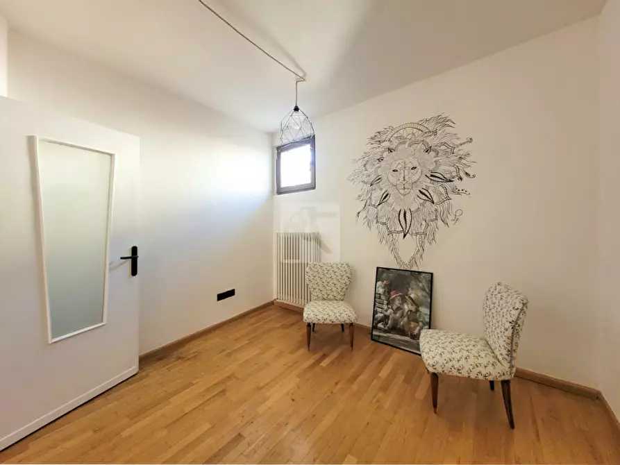 Immagine 17 di Casa indipendente in vendita  in Piazza Vittoria a Arco