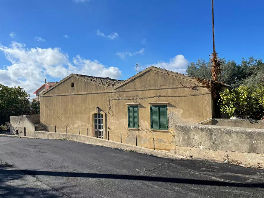Immagine 2 di Casa indipendente in vendita  in Via Trapani Rocciola a Modica
