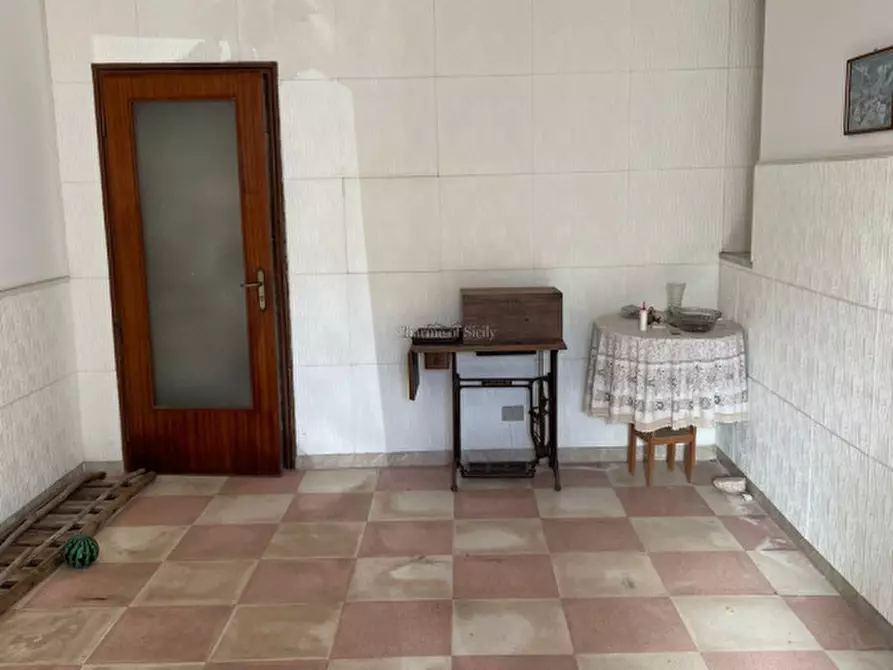 Immagine 20 di Casa indipendente in vendita  in Via Trapani Rocciola a Modica