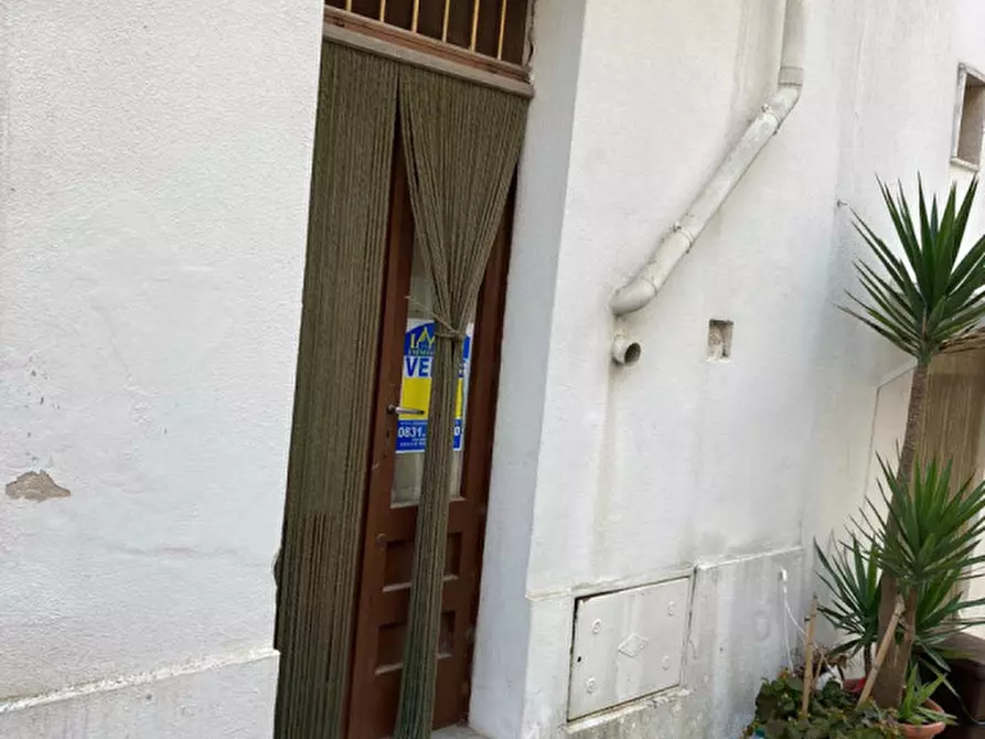 Immagine 1 di Casa indipendente in vendita  in Via Vico II Colucci a Ceglie Messapico