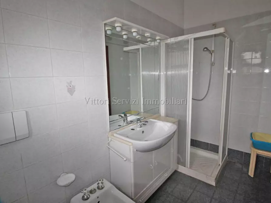 Immagine 16 di Casa indipendente in vendita  in via Basilicata a Torrita Di Siena