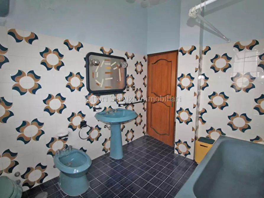 Immagine 17 di Casa indipendente in vendita  in via Basilicata a Torrita Di Siena