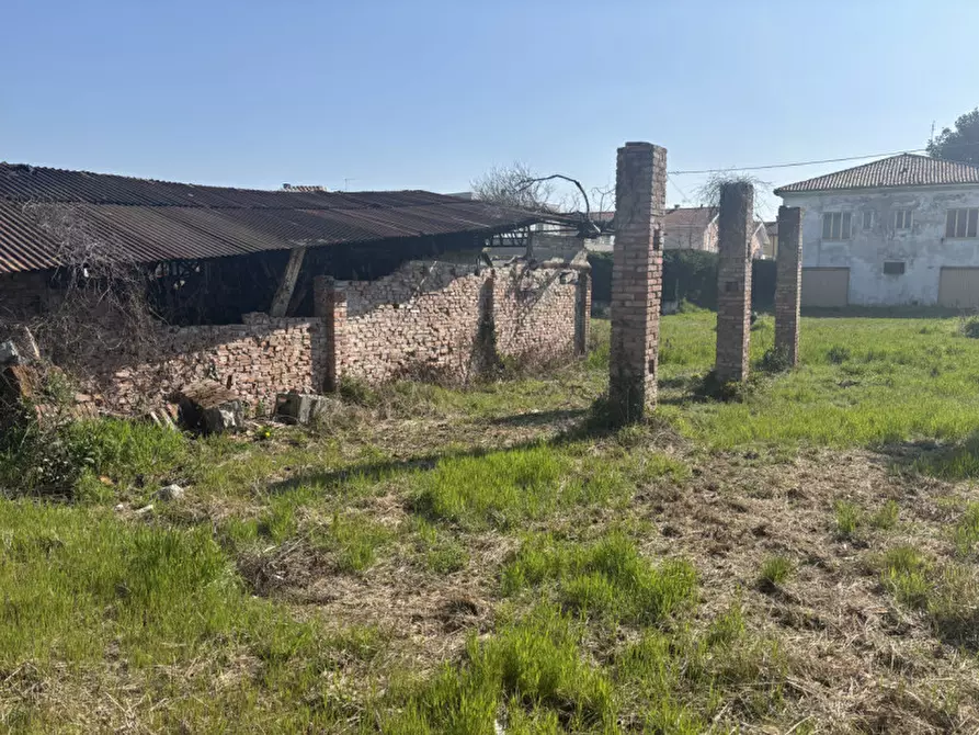 Immagine 9 di Terreno in vendita  in VIA IV NOVEMBRE a Mestrino