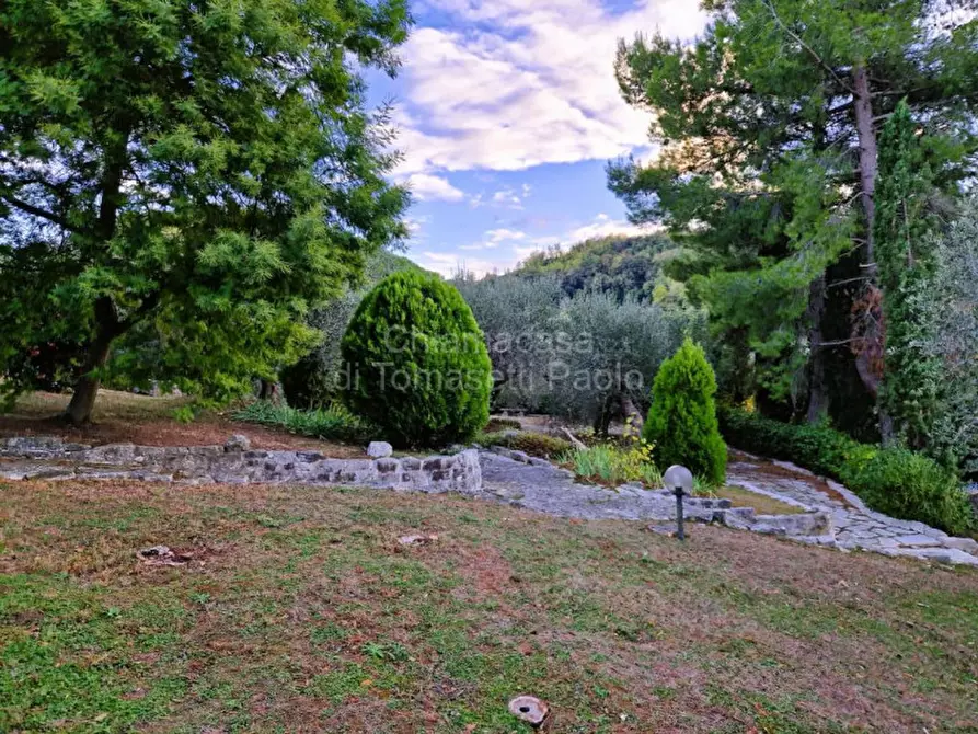 Immagine 13 di Villa in vendita  in roncosambaccio a Fano