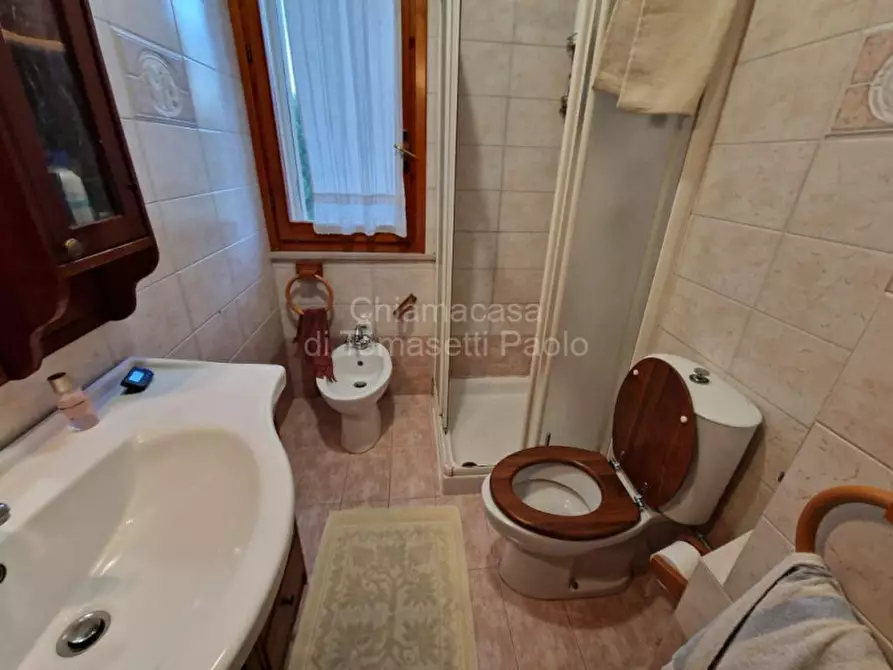 Immagine 47 di Villa in vendita  in roncosambaccio a Fano