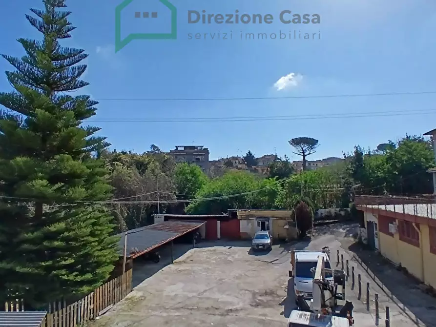 Immagine 2 di Appartamento in vendita  in Via Nuova Toscanella 68 a Napoli
