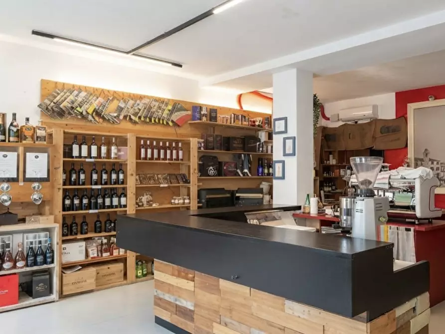 Immagine 1 di Attività commerciale in vendita  in via giuseppe garibaldi 103 oderzo a Oderzo