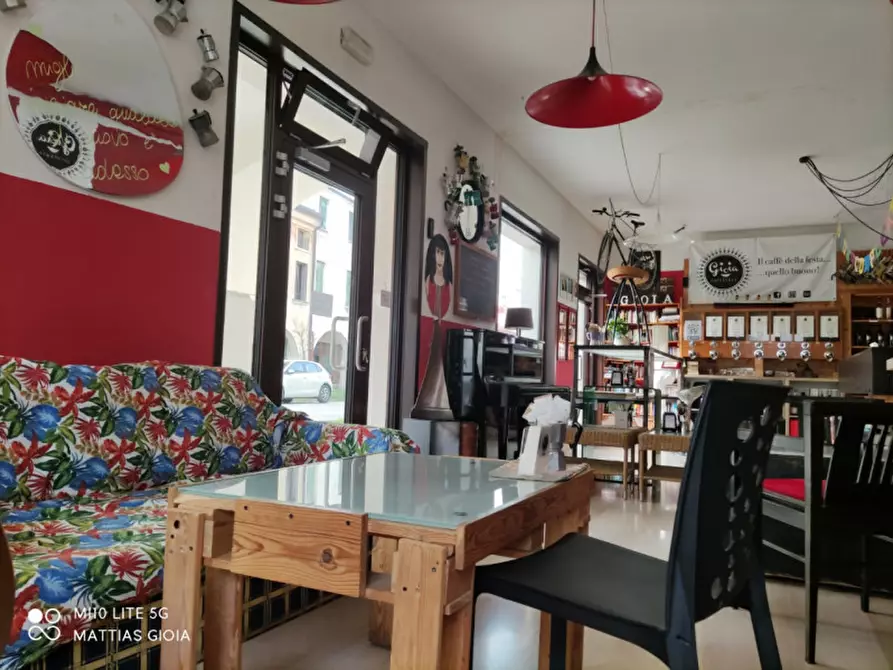 Immagine 9 di Attività commerciale in vendita  in via giuseppe garibaldi 103 oderzo a Oderzo
